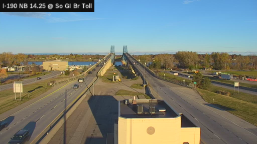 I-190 MP 14.25 NB at Interchange 17 (River Road) South Grand Island Bridge Toll Gantry live camera view