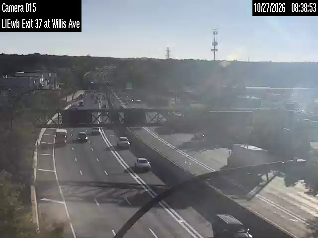 I-495 at Willis Ave live camera view