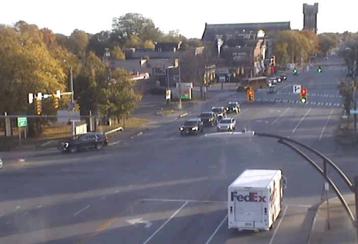 Main St at University / Inner Loop live camera view