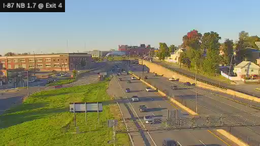 I-87 MP 1.70 NB at Interchange 3 (Yonkers/Mile Square Road) live camera view