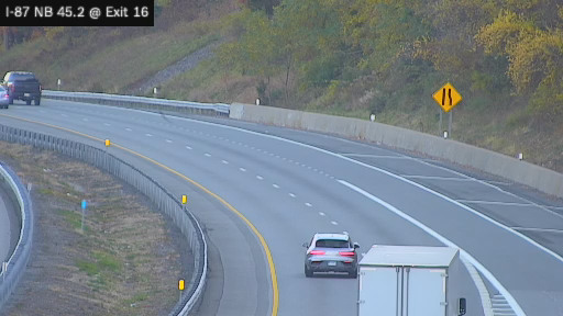 I-87 MP 45.20 NB at Interchange 16 (Harriman) live camera view