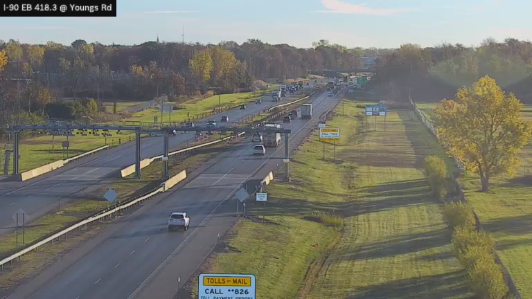 I-90 MP 418.30 EB Between Interchange 50 (Williamsville) and 49 (Depew) live camera view