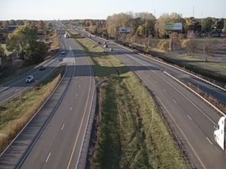 I-190 at Exit 22 (Niagara Falls Boulevard) (1) live camera view