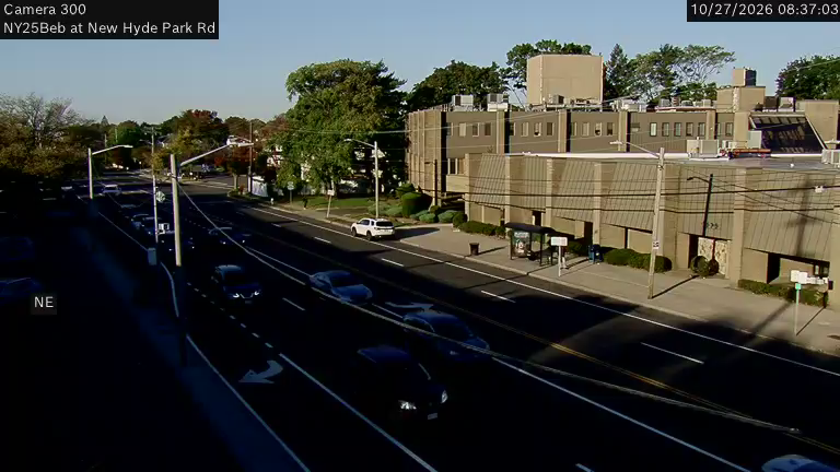 NY25B at New Hyde Park Road live camera view