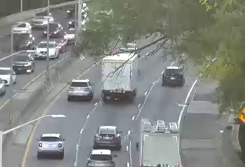 I-87 at Van Cortland Park South live camera view