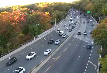 I-87 at Mosholu Parkway/Exit live camera view