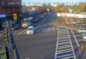 Lake Ave at Lyell Ave live camera view
