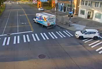 Lake Ave at Stonewood Ave live camera view