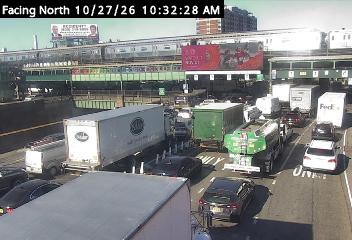 Astoria Blvd N S/R @ 32 St live camera view