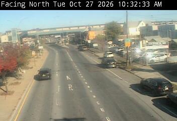 Cross Bay Blvd @ 107 Ave live camera view