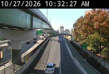 Bruckner Expy @ Sheridian Blvd live camera view