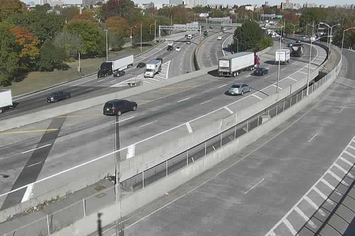 C1-TNE-01-SB_at_Otis-Ave live camera view