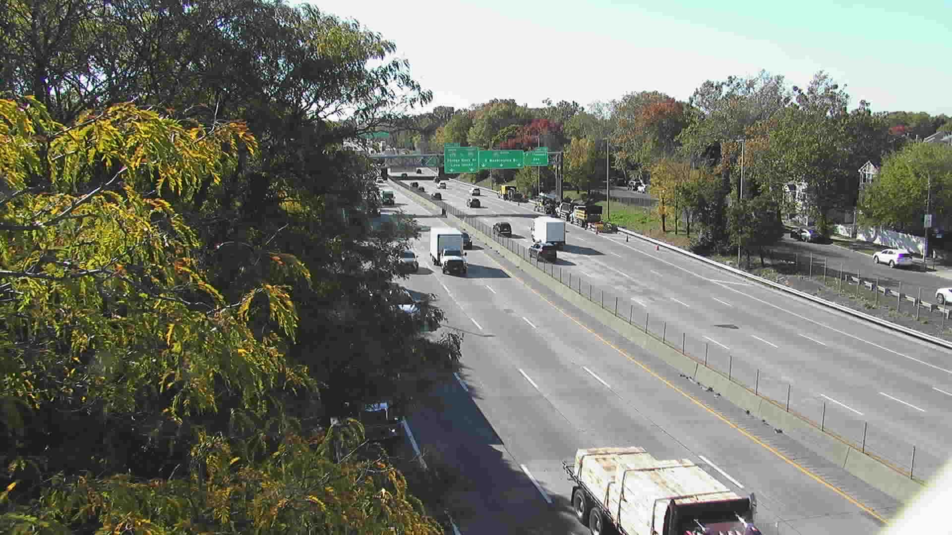 C1-CBE-10-SB_at_Brx.Rvr_Pkwy-Ex4A live camera view
