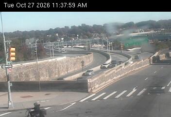 Queens Blvd @ Union TPKE live camera view
