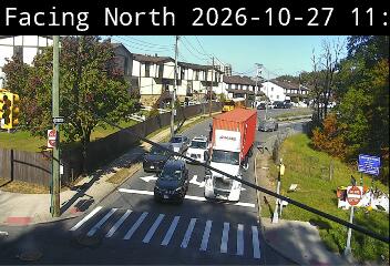 Victory Blvd @ Christopher/Lamberts La - quad - ptz -131.3 live camera view