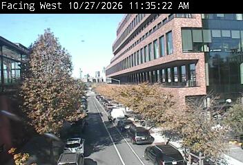Wythe Ave @ North 12 St live camera view