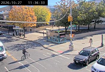 Grand St @ Bushwick Ave live camera view