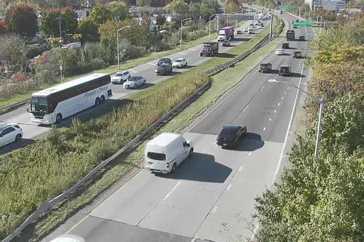 C3-WSE-04-SB_at_Rossville_Ave-Ex4 live camera view