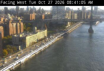 BB-28A Manhattan Tower North live camera view