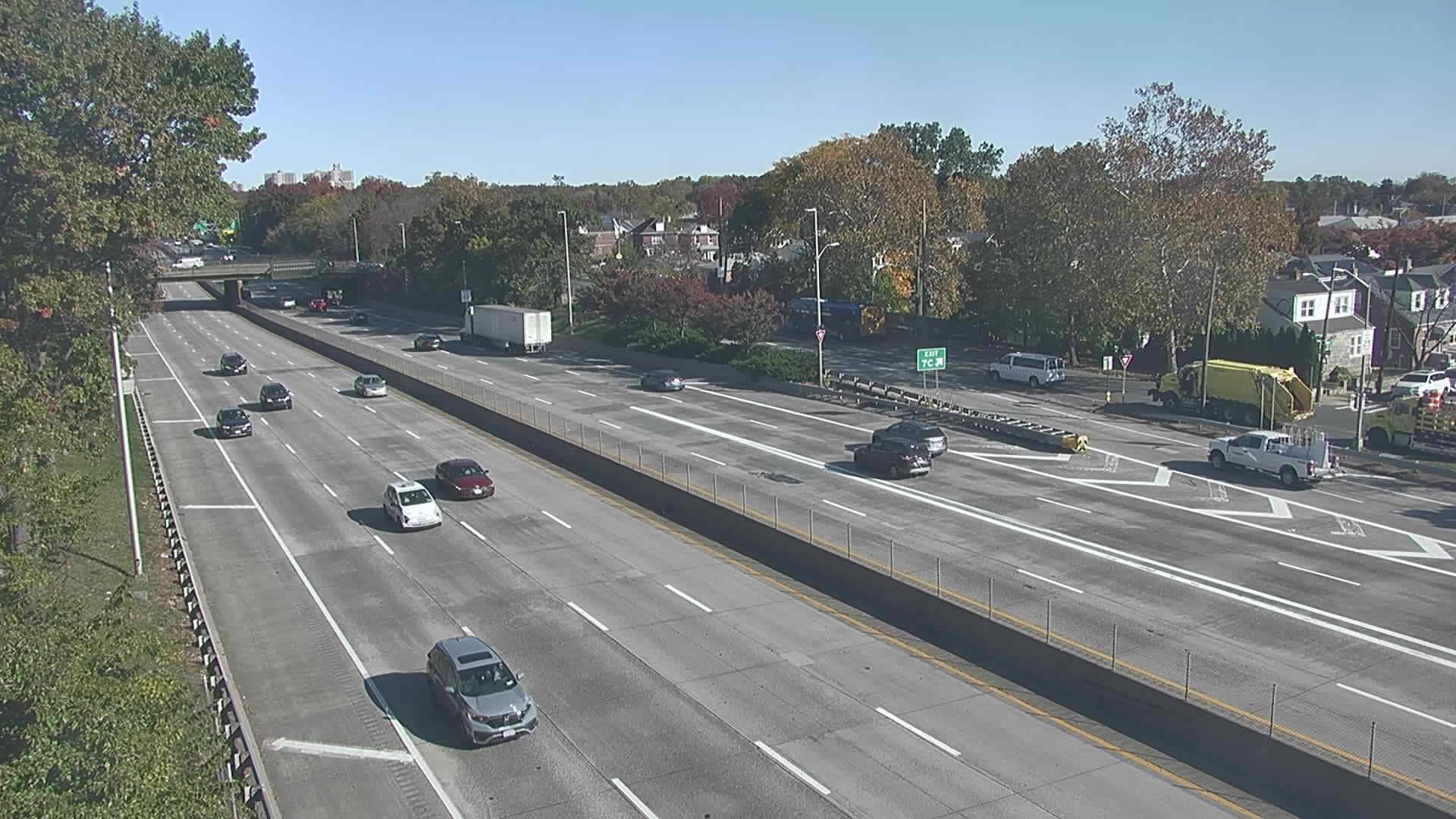 C1-BRE-09-SB_at_Lasalle_Ave-Ex7C live camera view