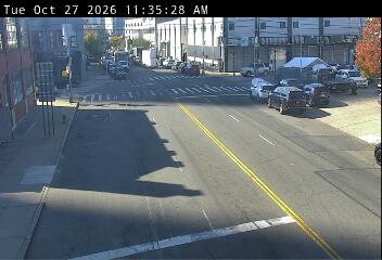 East 21 st @ QBB Upper Roadway Exit Ramp live camera view