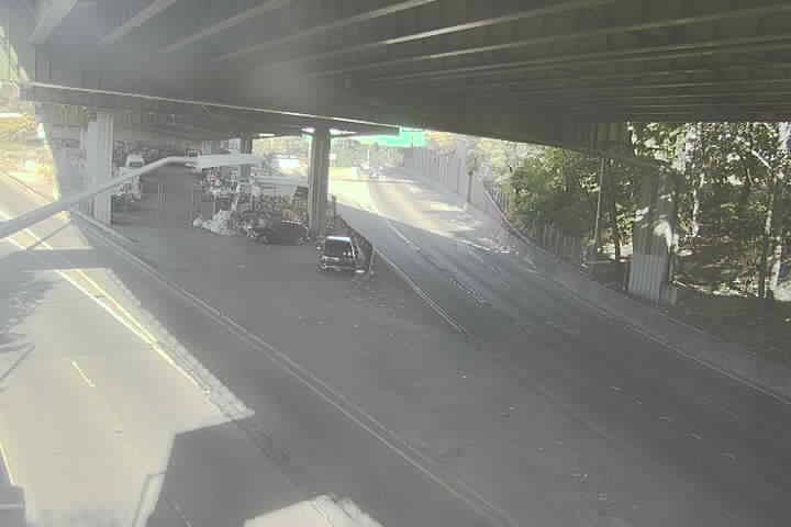 C5-LIE-08-EB_48th_St_LL-Ex16 live camera view