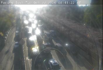 WBB-6 North Rdwy @ Delancey St & Clinton St live camera view
