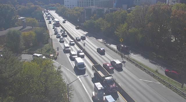 C2-BQE-16-WB_at_Sands_St-Ex29A live camera view