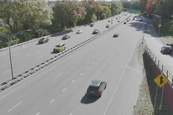 C5-GCP-13-EB_at_72nd_Rd-Ex11 live camera view