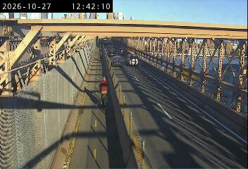 BB-71 North Rdwy @ Front St live camera view