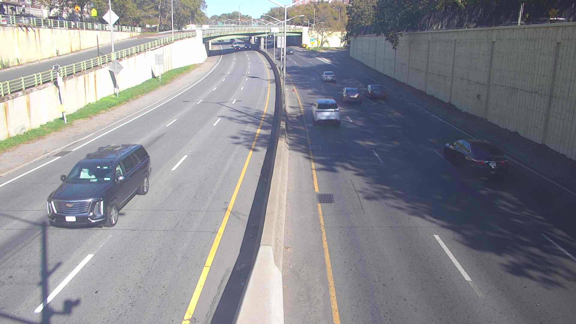 C2-PE-01-Cntr_at_Caton_Ave-Ex6 live camera view