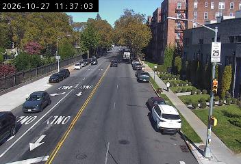 Ft. Hamilton Pkwy @ McDonald Ave live camera view
