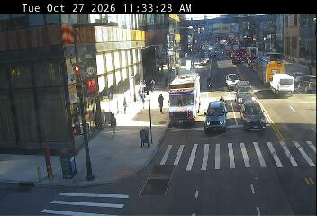 Jackson Ave @ 42 Rd live camera view