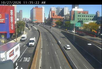 E 138 st @ Major Deegan live camera view