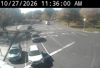 Pelham Pkwy W/B @ Boston Rd live camera view