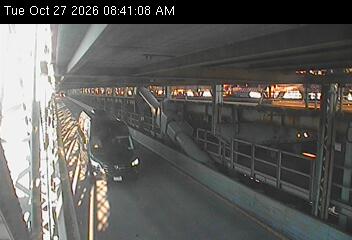 WBB-26 SIR @ Kent Ave live camera view