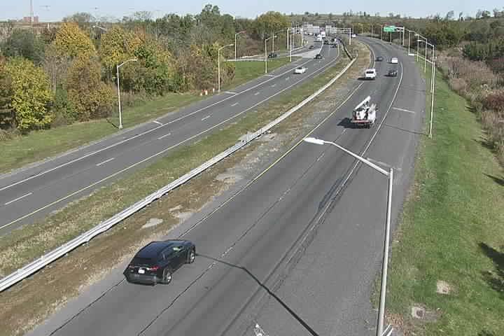 C3-WSE-06-NB_at_Muldoon_Ave-Ex5 live camera view