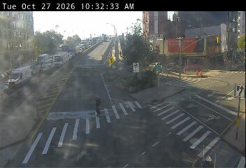 Jackson Ave @ 11 ST live camera view