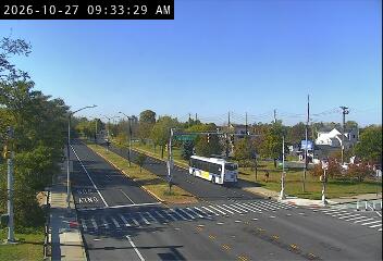 Father Capodanno Blvd @ Seaview Ave live camera view