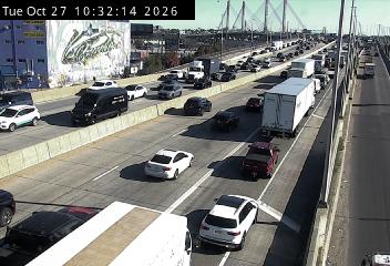 BQE @ Vander Voort Ave live camera view