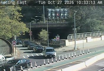 Qns Blvd @ 65 PL live camera view