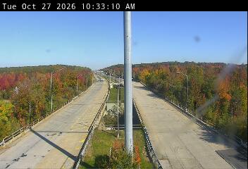 West shore Expy @ Park & Ride live camera view