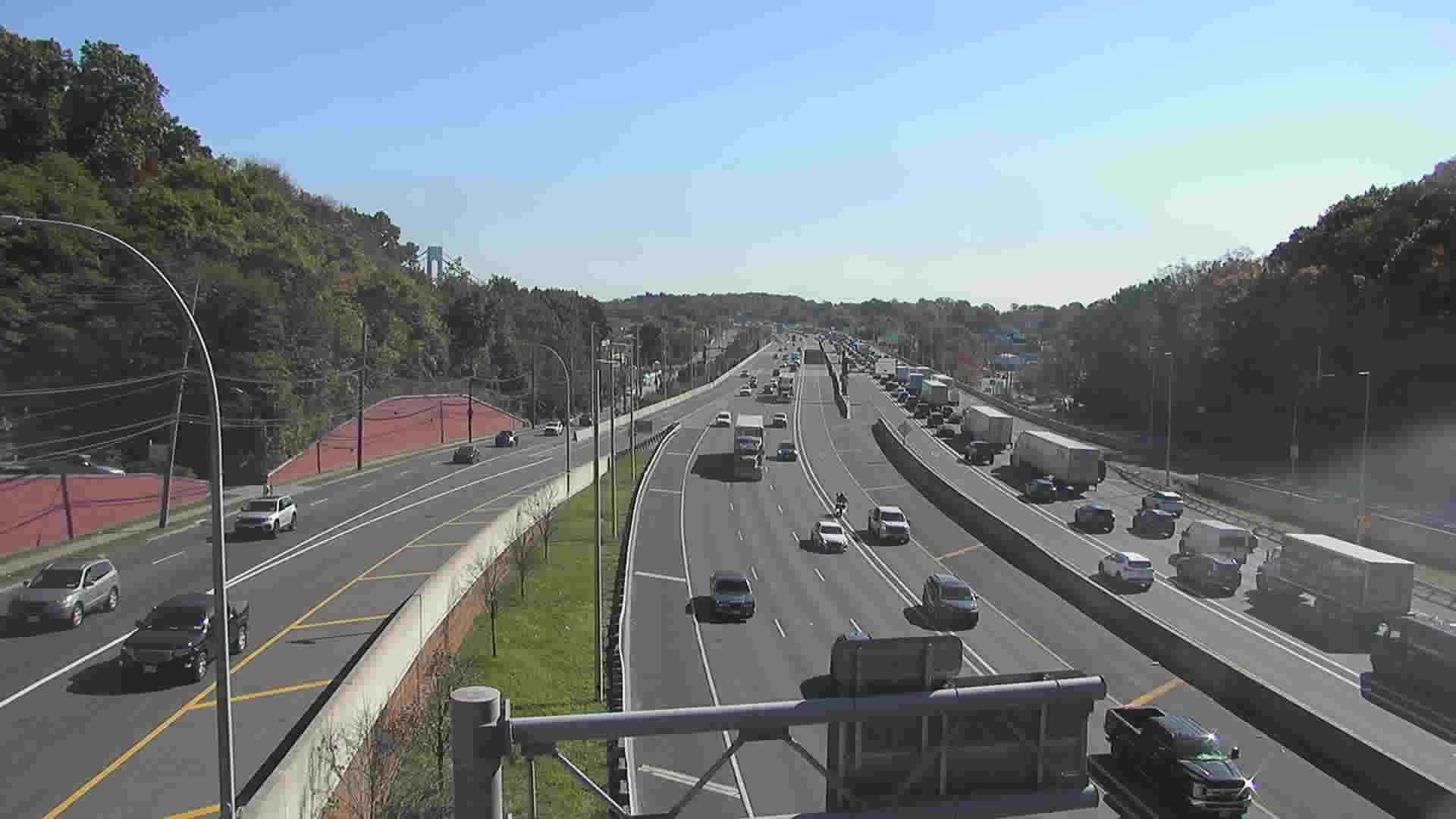 C3-SIE-12-WB_Btwn_Clove_Road_and_Richmond_Road live camera view