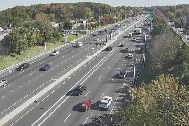 C3-SIE-07-EB_at_Woolley_Ave-Ex10 live camera view
