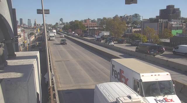 C2-GE-12_W_WB_at_26th St-Ex23 live camera view