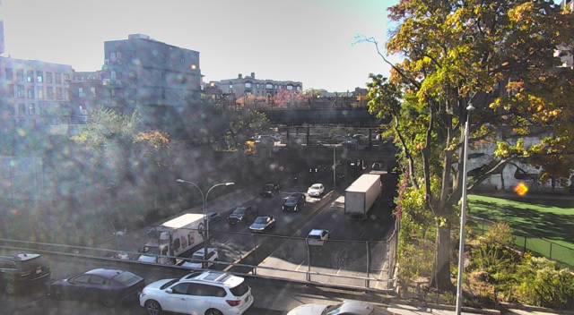 C2-BQE-25-WB_at_S.5th_St-Ex32 live camera view