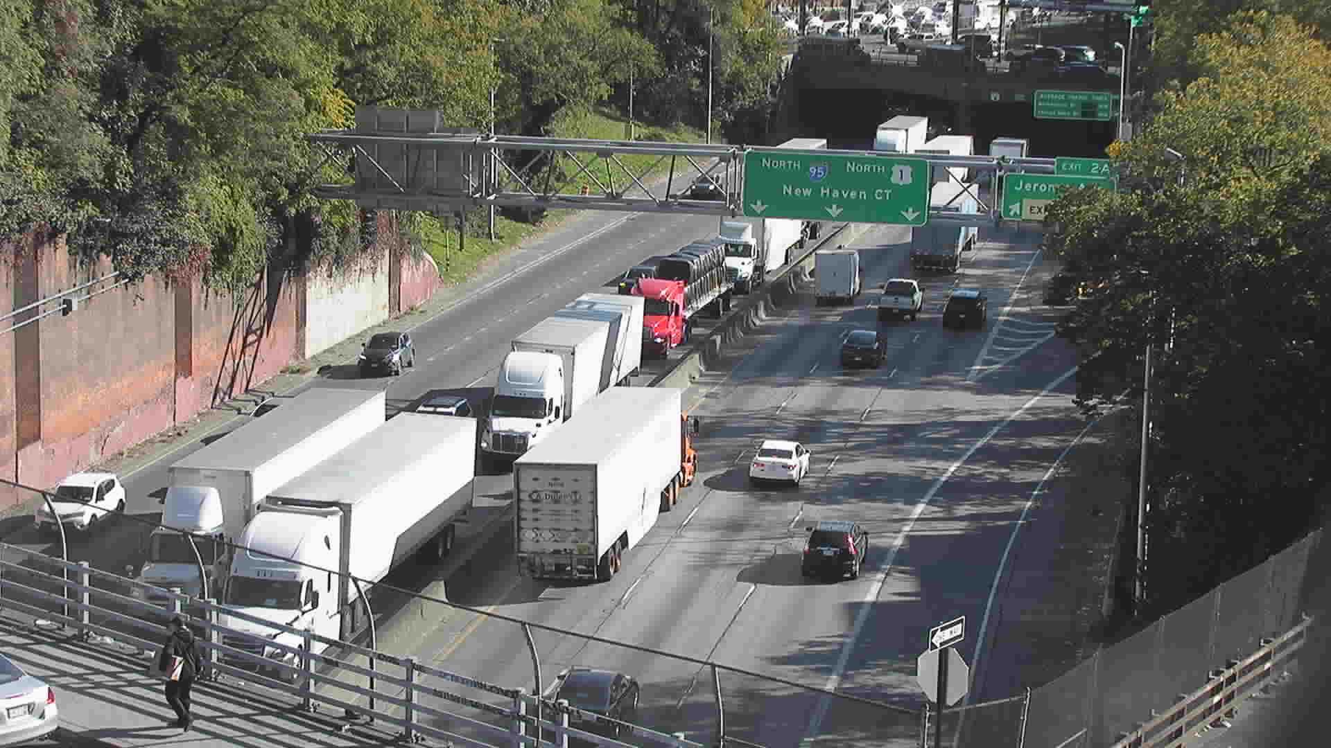 C1-CBE-04_N - NB_at_Macombs Rd-Ex2A live camera view