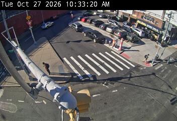 Old Fulton St @ Vine St/Hicks St - quad - 156.24 live camera view