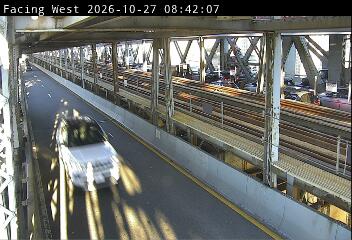 WBB SIR -2 @ Manhattan Mid Span live camera view