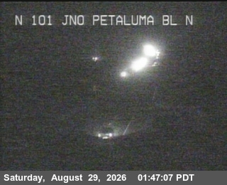 TV144 -- US-101 : North Of Petaluma Blvd live camera view